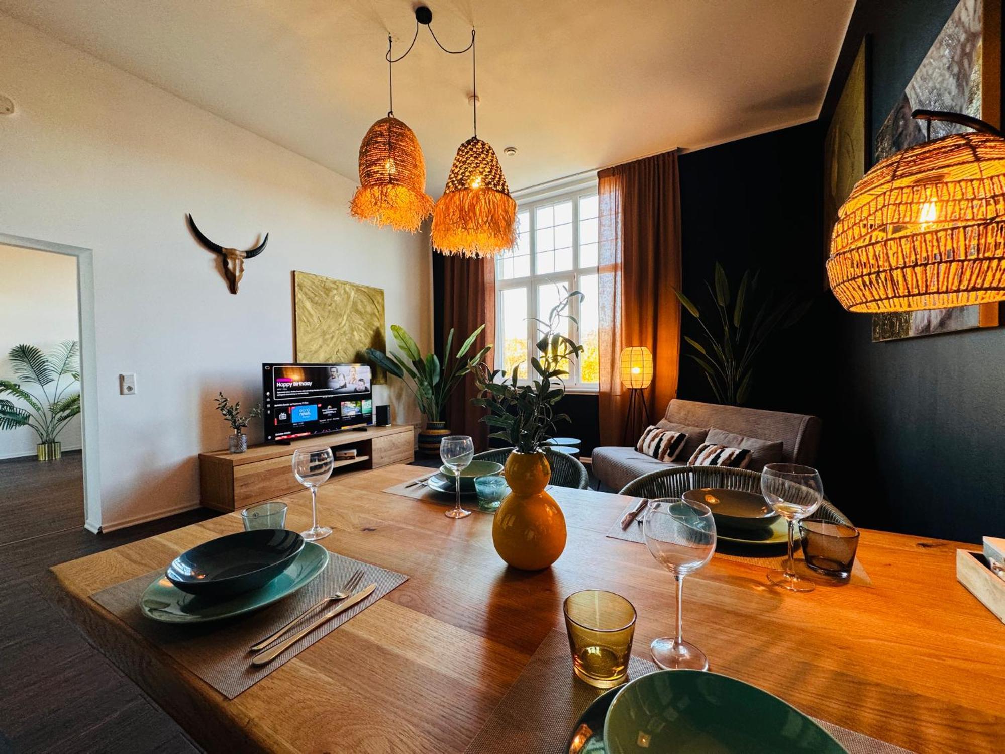 Klassen Stay - Designer Altbau Apartment Mit 2 Zimmer - Naehe Zentrum Und Rhein 코블렌츠 외부 사진