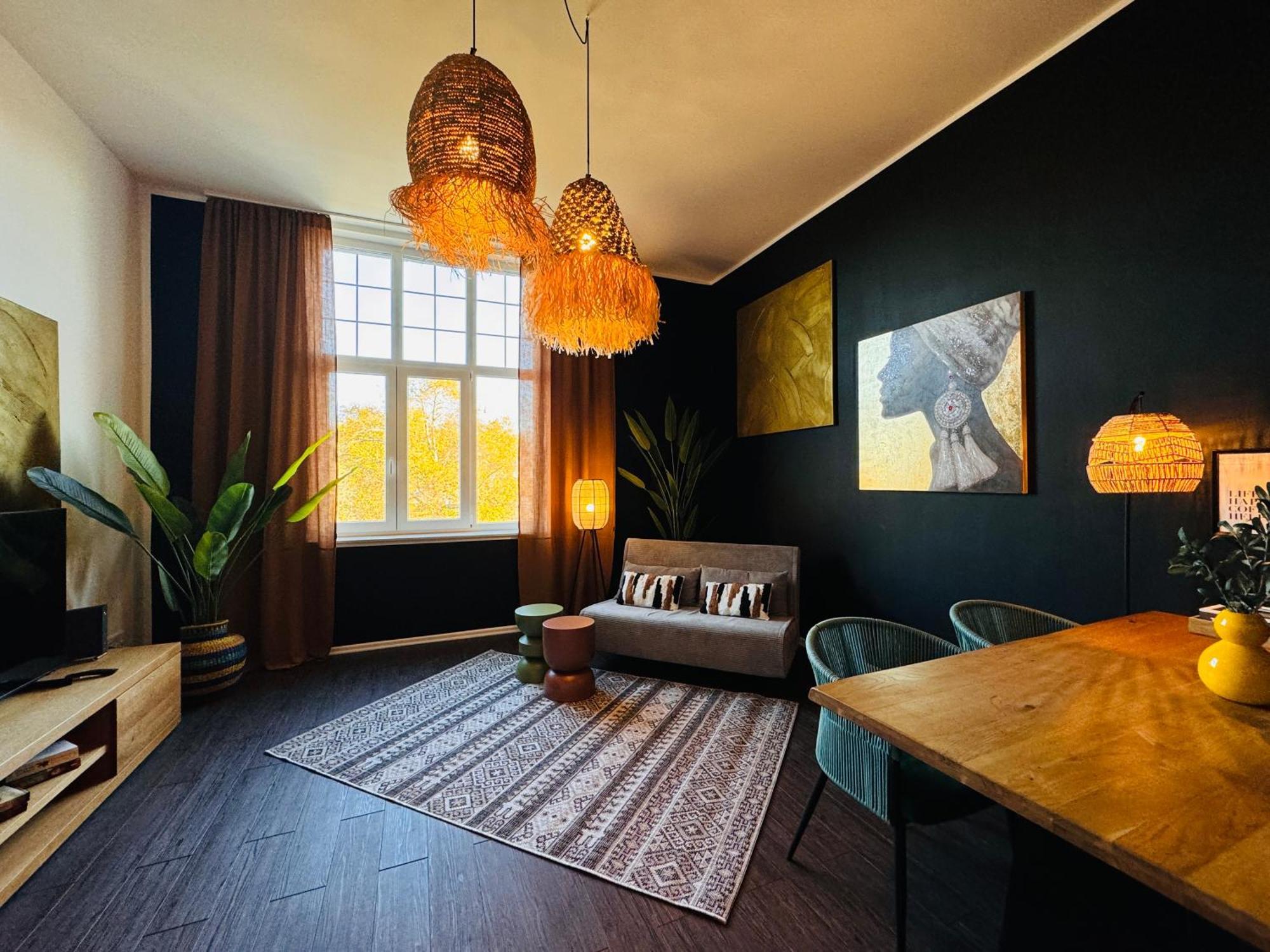 Klassen Stay - Designer Altbau Apartment Mit 2 Zimmer - Naehe Zentrum Und Rhein 코블렌츠 외부 사진