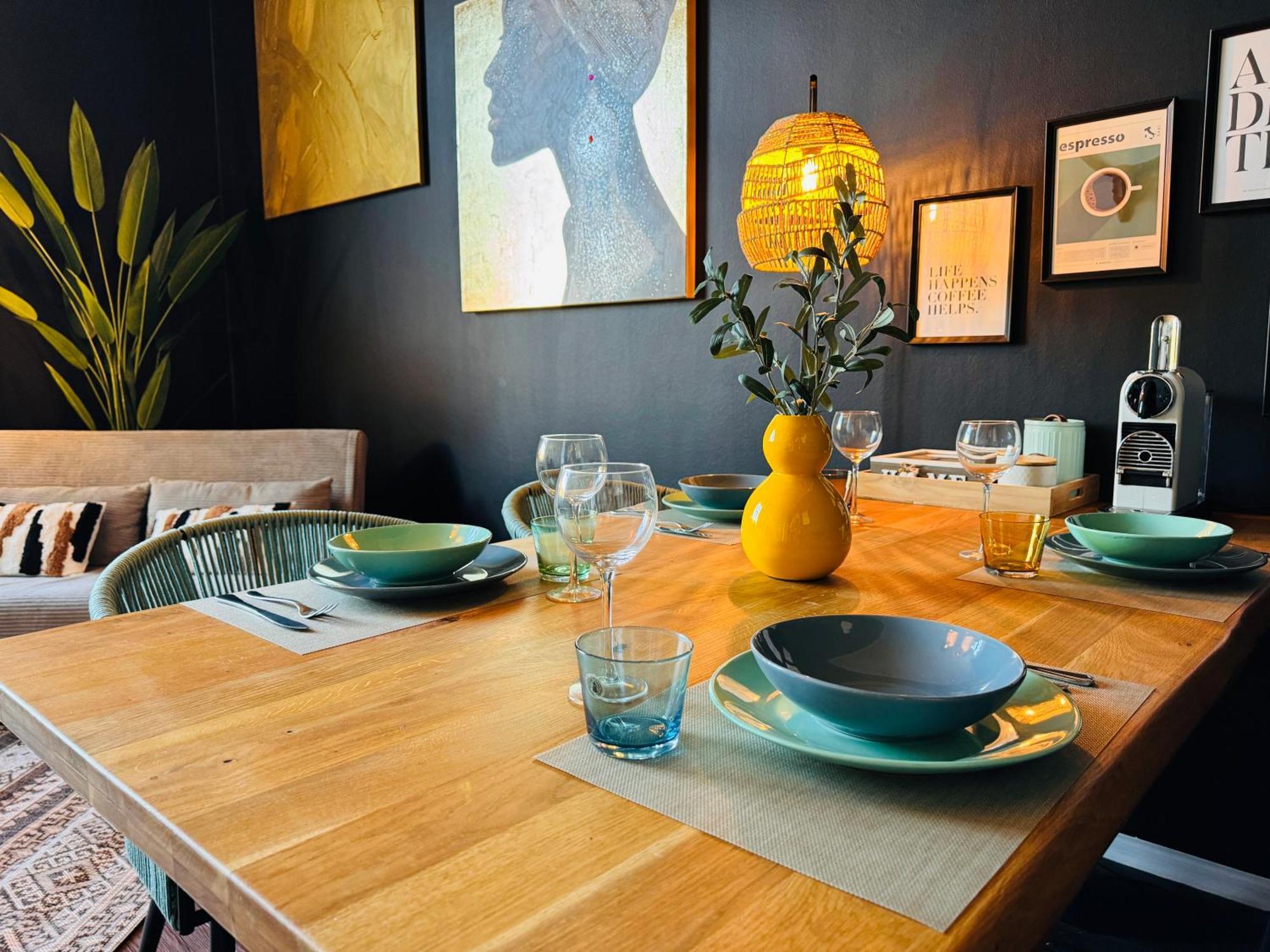 Klassen Stay - Designer Altbau Apartment Mit 2 Zimmer - Naehe Zentrum Und Rhein 코블렌츠 외부 사진